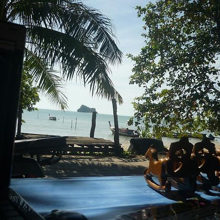 Pasai Beach Lodge Ko Yao Noi Exterior photo