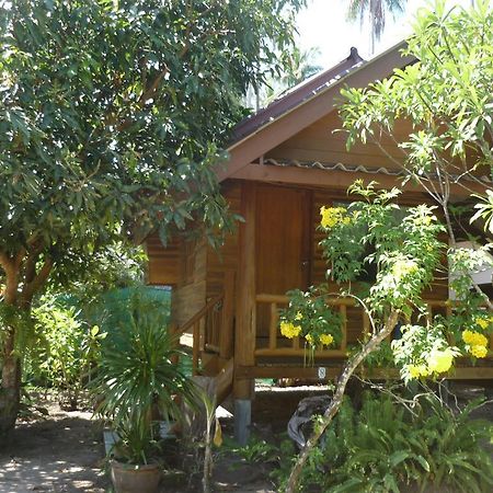 Pasai Beach Lodge Ko Yao Noi Exterior photo