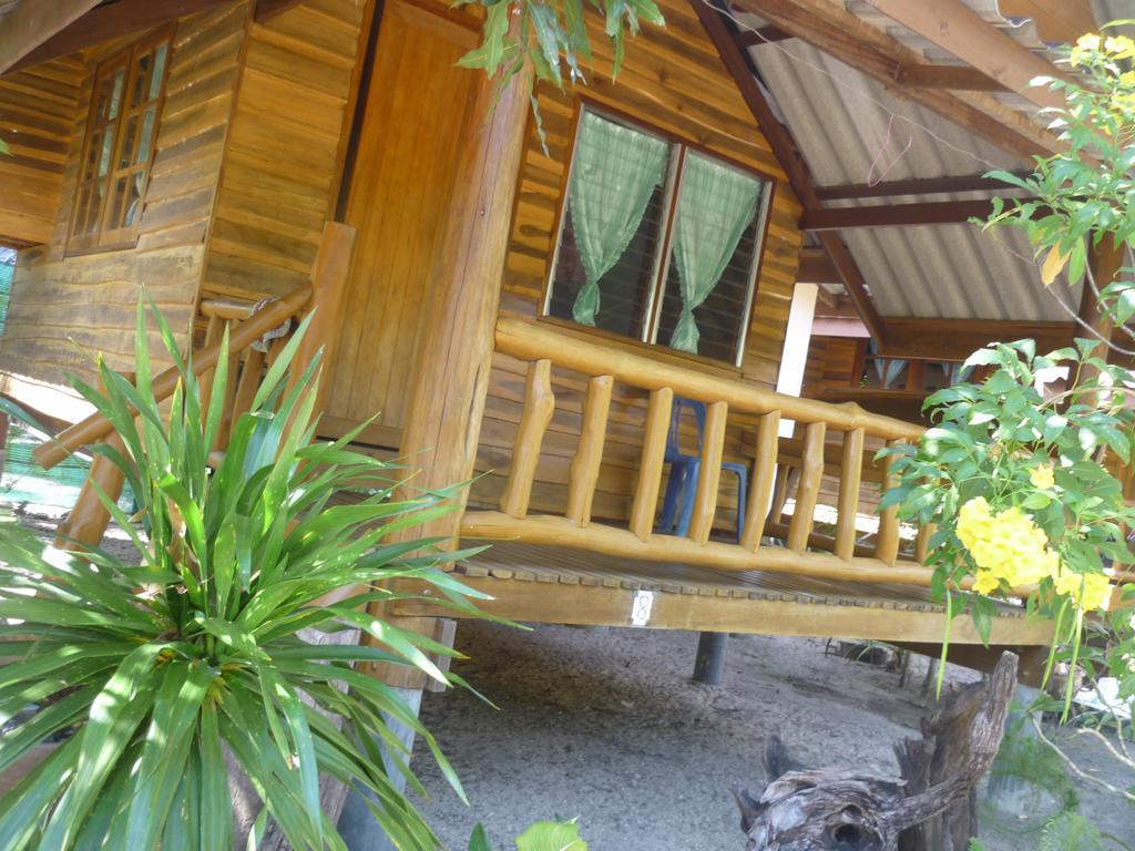 Pasai Beach Lodge Ko Yao Noi Exterior photo