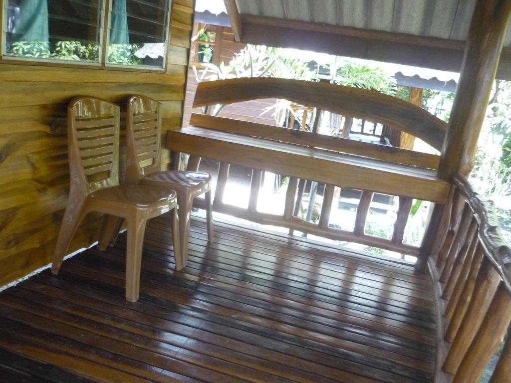 Pasai Beach Lodge Ko Yao Noi Room photo