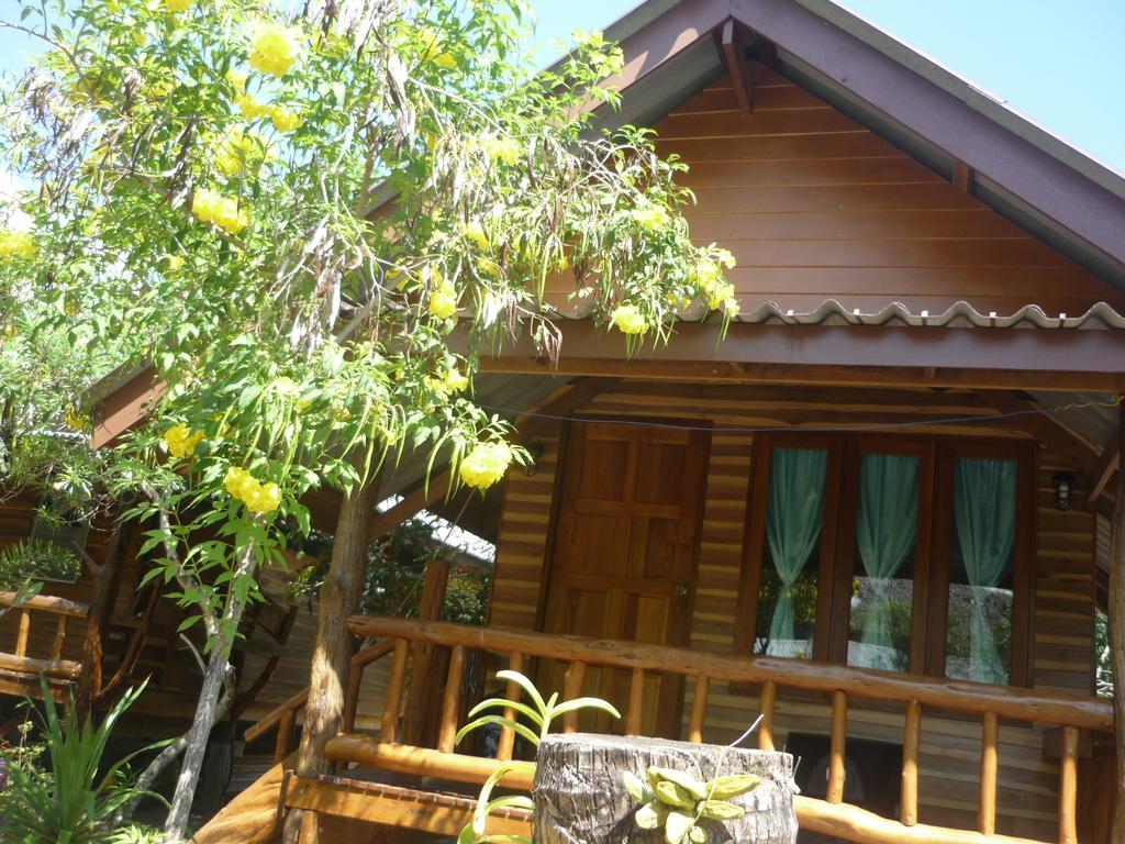 Pasai Beach Lodge Ko Yao Noi Room photo