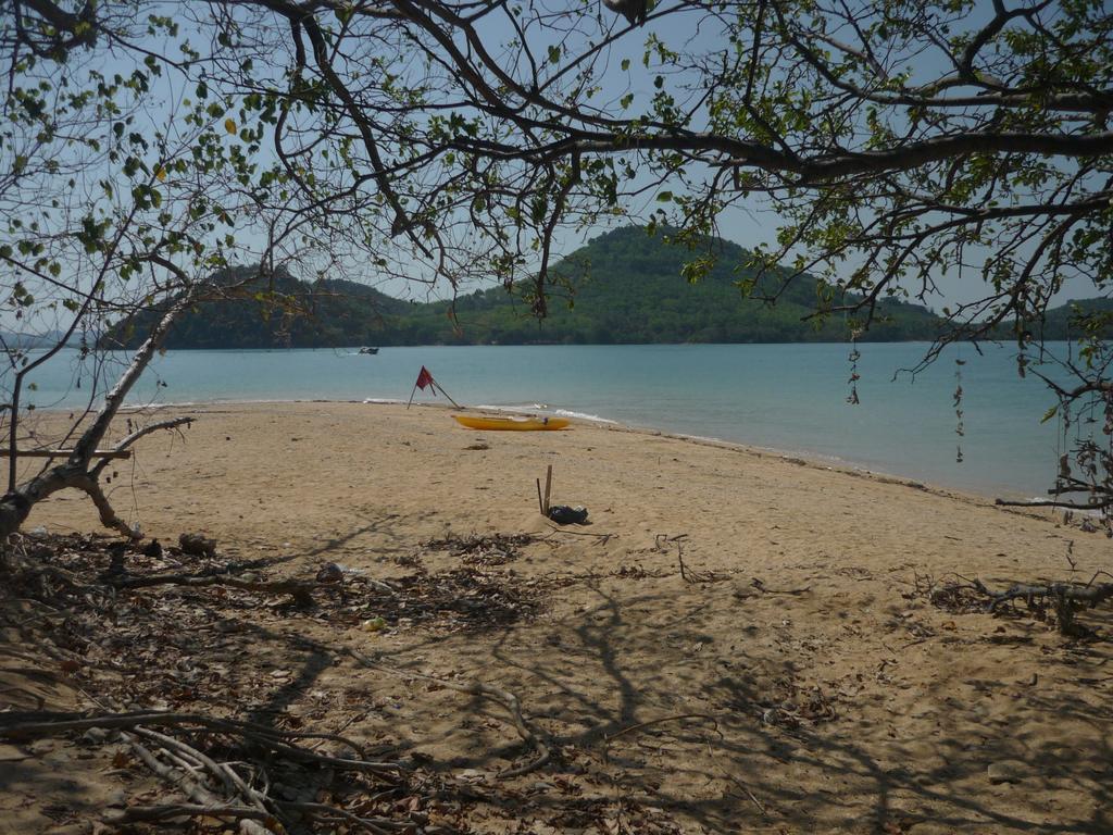 Pasai Beach Lodge Ko Yao Noi Exterior photo