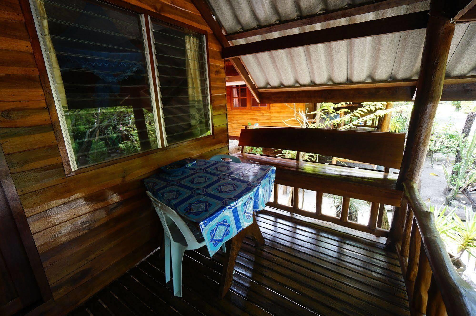 Pasai Beach Lodge Ko Yao Noi Exterior photo